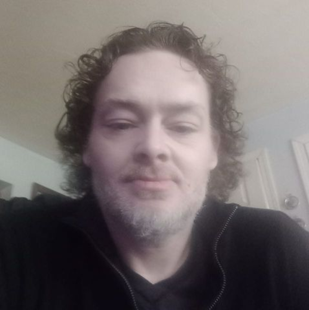 Meet your Posher, Travis